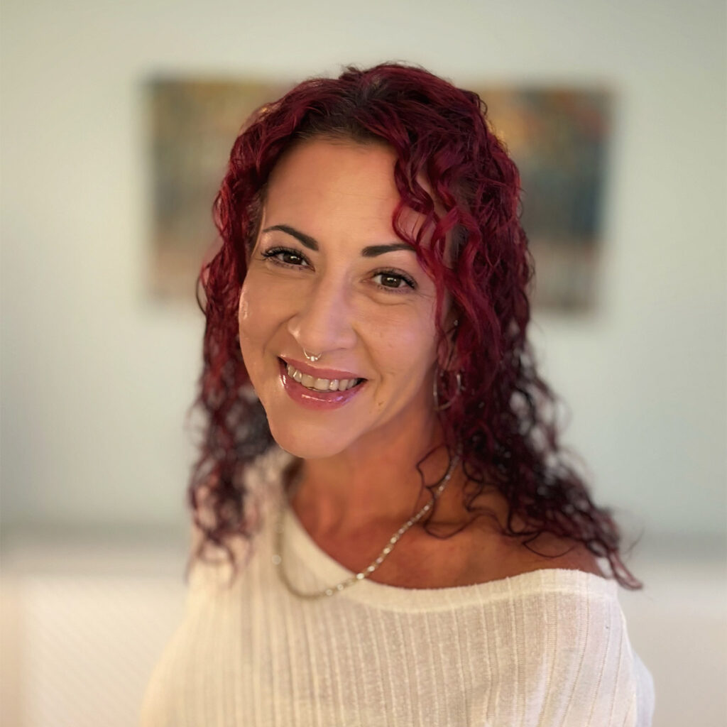 Headshot of Jackie Linhares