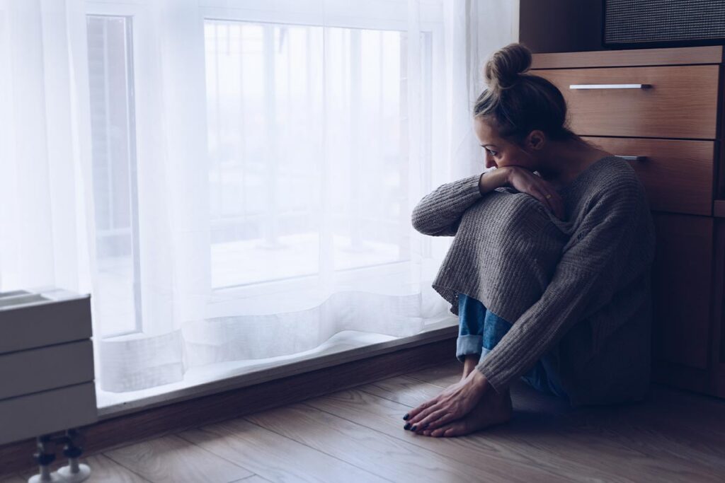 Waking Up With Anxiety – Why It Happens and How to Stop It